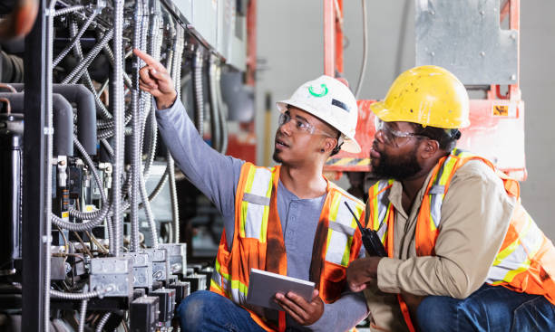 Best Affordable Emergency Electrician  in Paradise Hills, NM